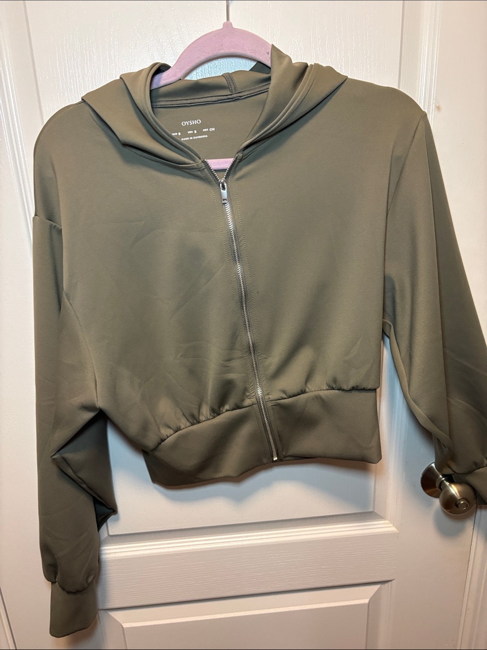 Oysho Cropped Zipper Hoodie in Olive Green